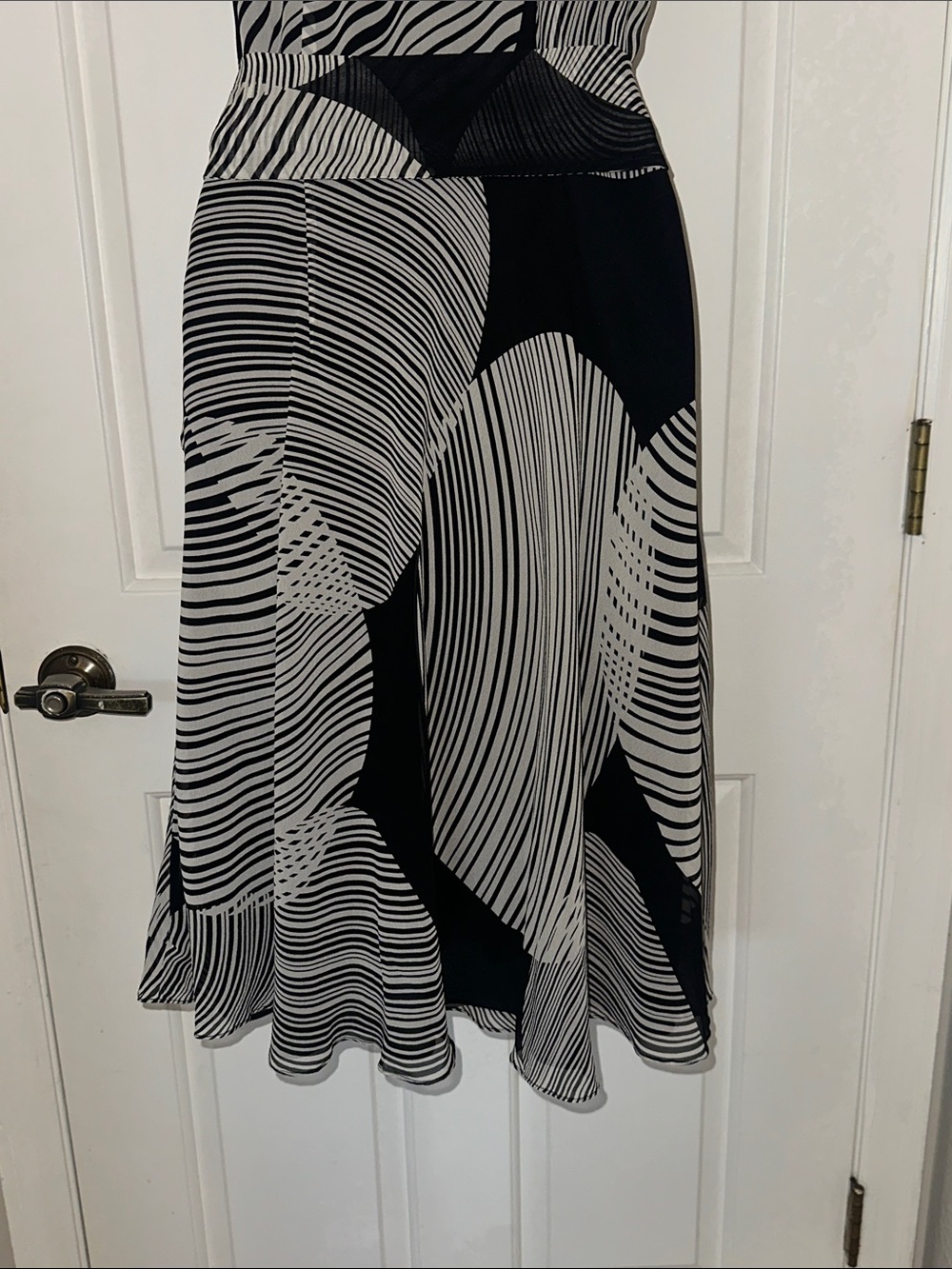 Ann Taylor Flowy Silk Dress - Picture 6 of 13